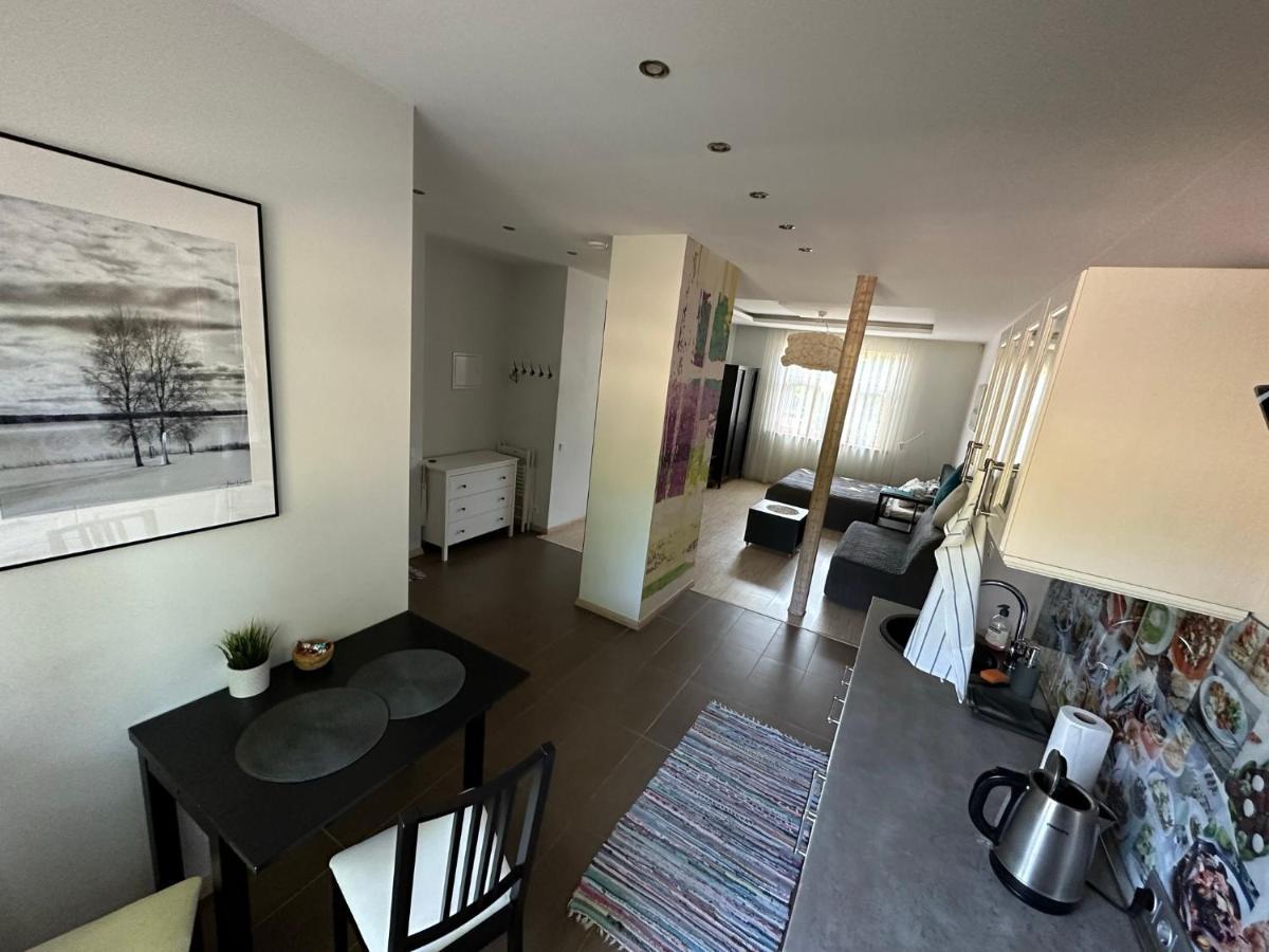 Studio Apartment In Private House Riga Ngoại thất bức ảnh